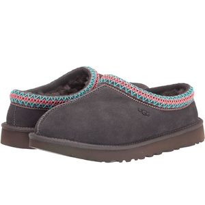 New in box Ugg Tasman women’s size 10
